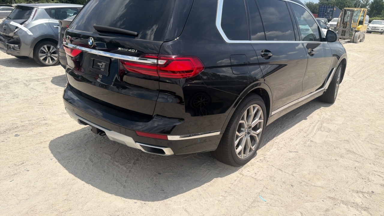 2019 BMW X7